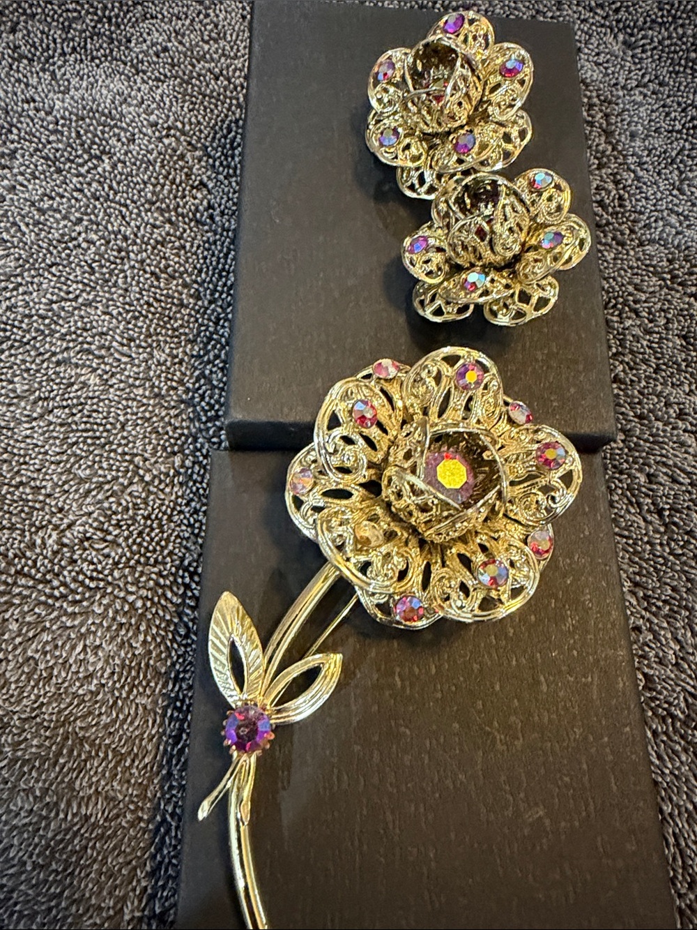 Vintage Gold Tone Floral Brooch and Clip On Earrings Set with Purple Accents